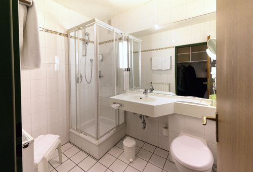 Badezimmer im Parkhotel Hammerberg