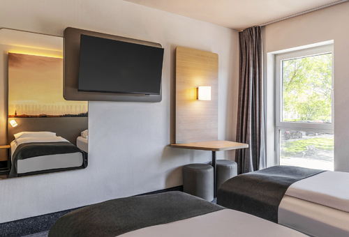 Doppelzimmer mit Einzelbetten im B&B Hotel Eschweiler